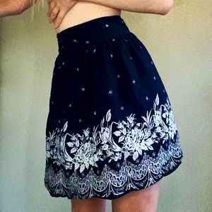 xs susina floral skirt